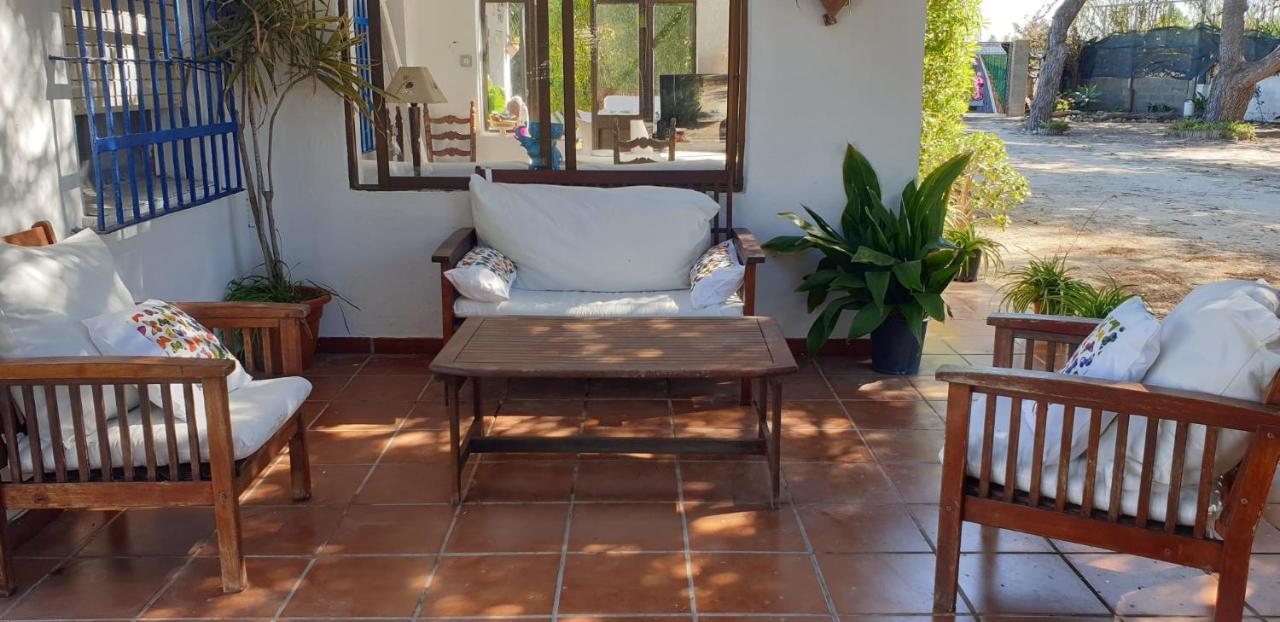 En Finca Las Dunas Dos Chalets Con Jacuzzis En Primera Linea De Playa , Uno De 4 Dormitorios Y Otro De 2 Dormitorios, Llama Al Seiscientos Veintisiete Cuatrocientos Diecisiete Trescientos Noventa Y Ocho Rota Eksteriør billede