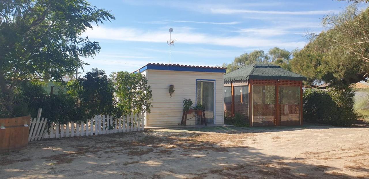 En Finca Las Dunas Dos Chalets Con Jacuzzis En Primera Linea De Playa , Uno De 4 Dormitorios Y Otro De 2 Dormitorios, Llama Al Seiscientos Veintisiete Cuatrocientos Diecisiete Trescientos Noventa Y Ocho Rota Eksteriør billede