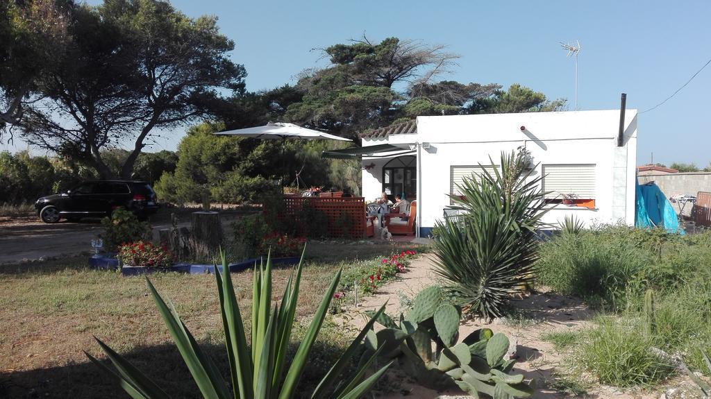 En Finca Las Dunas Dos Chalets Con Jacuzzis En Primera Linea De Playa , Uno De 4 Dormitorios Y Otro De 2 Dormitorios, Llama Al Seiscientos Veintisiete Cuatrocientos Diecisiete Trescientos Noventa Y Ocho Rota Eksteriør billede